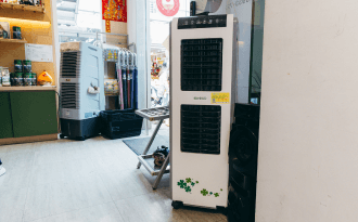 橫渡日月潭後的清涼驚喜——店家使用移動式水冷扇，默默成為顧客心中的加分亮點